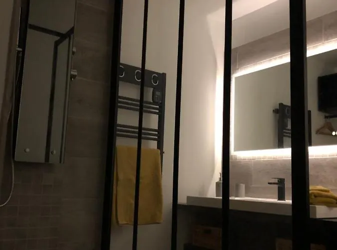 L'epervier Blanc 3*